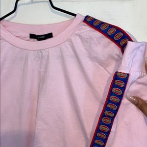 Cropped pink long sleeve shirt